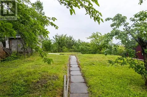 371 Moonrock Avenue Sudbury ON P3E 5X2