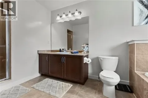 8679 Dogwood Crescent Niagara Falls ON L2H 2Y6