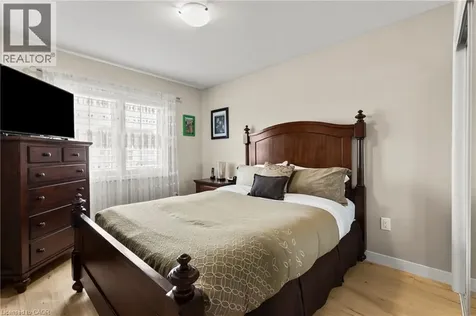 8679 Dogwood Crescent Niagara Falls ON L2H 2Y6