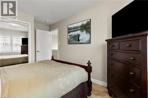 8679 Dogwood Crescent Niagara Falls ON L2H 2Y6