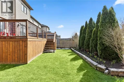 8679 Dogwood Crescent Niagara Falls ON L2H 2Y6