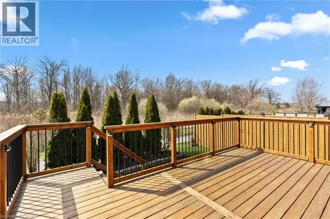 8679 Dogwood Crescent Niagara Falls ON L2H 2Y6