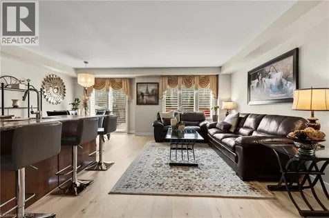 8679 Dogwood Crescent Niagara Falls ON L2H 2Y6