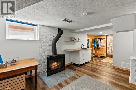 83 Devon Road St. Catharines ON L2N 1X5