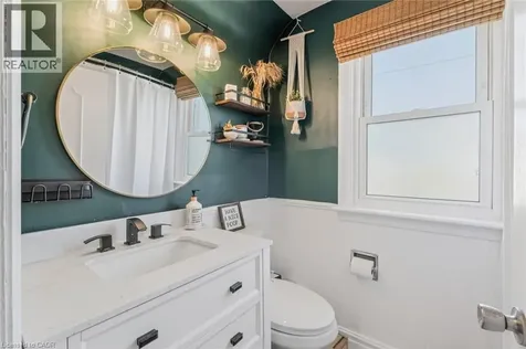 43 Woodbridge Road Hamilton ON L8K 3C8