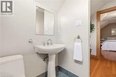 28 Millcreek Court Ancaster ON L9G 4Z3
