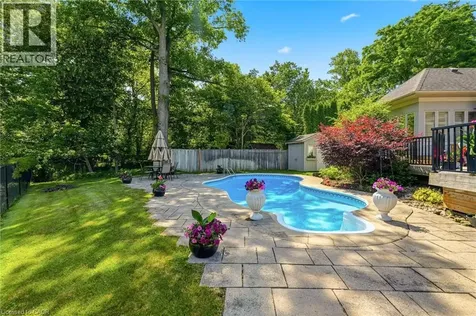 28 Millcreek Court Ancaster ON L9G 4Z3