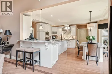 28 Millcreek Court Ancaster ON L9G 4Z3