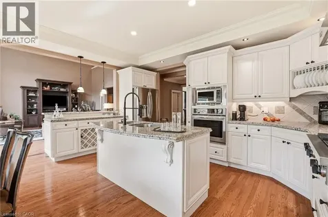 28 Millcreek Court Ancaster ON L9G 4Z3