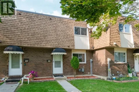 5446 Lassaline Windsor ON N8T 1A8