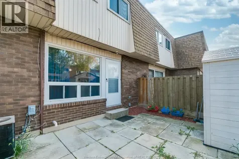 5446 Lassaline Windsor ON N8T 1A8