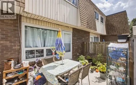 5446 Lassaline Windsor ON N8T 1A8