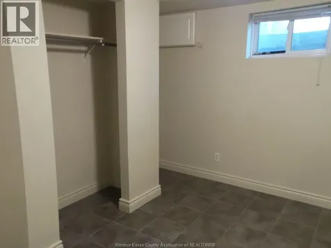 2163 College Avenue Windsor ON N8B 1M6