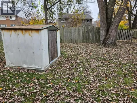 2163 College Avenue Windsor ON N8B 1M6