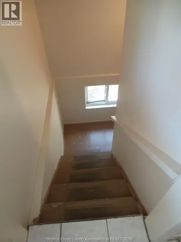 2163 College Avenue Windsor ON N8B 1M6