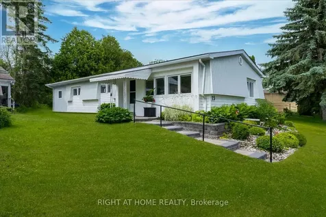 15 Flora Drive Innisfil ON L9S 1R3