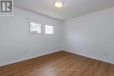 15 Flora Drive Innisfil ON L9S 1R3