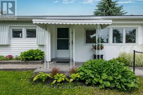 15 Flora Drive Innisfil ON L9S 1R3