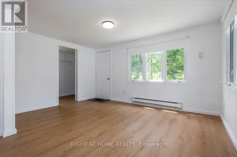 15 Flora Drive Innisfil ON L9S 1R3