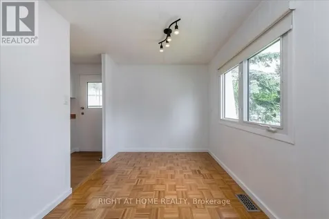 15 Flora Drive Innisfil ON L9S 1R3