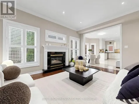 20 Yoho Avenue Richmond Hill (rouge Woods) ON L4S 2J2
