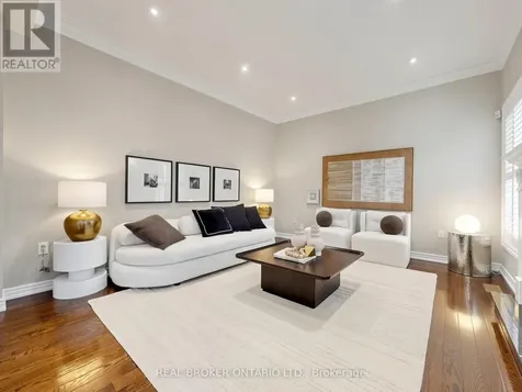 20 Yoho Avenue Richmond Hill (rouge Woods) ON L4S 2J2