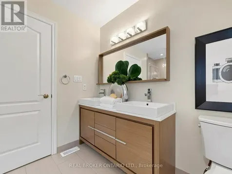 20 Yoho Avenue Richmond Hill (rouge Woods) ON L4S 2J2
