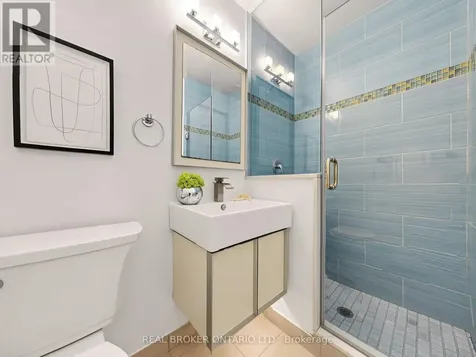 20 Yoho Avenue Richmond Hill (rouge Woods) ON L4S 2J2