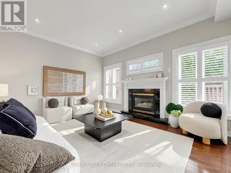 20 Yoho Avenue Richmond Hill (rouge Woods) ON L4S 2J2