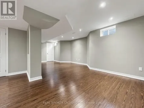 20 Yoho Avenue Richmond Hill (rouge Woods) ON L4S 2J2