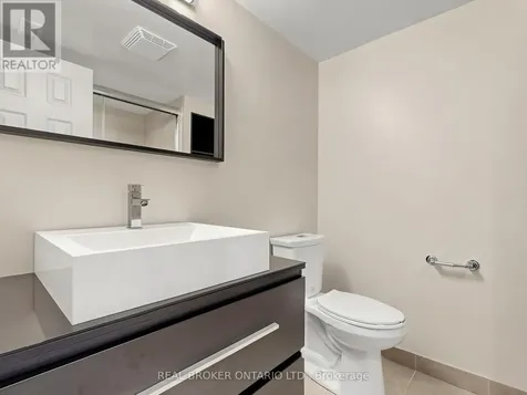 20 Yoho Avenue Richmond Hill (rouge Woods) ON L4S 2J2