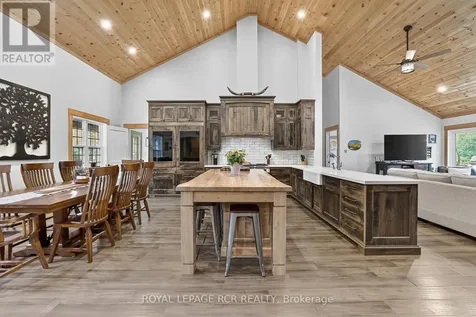 4143 Vivian Road Whitchurch-stouffville ON L4A 2A7