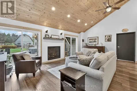 4143 Vivian Road Whitchurch-stouffville ON L4A 2A7