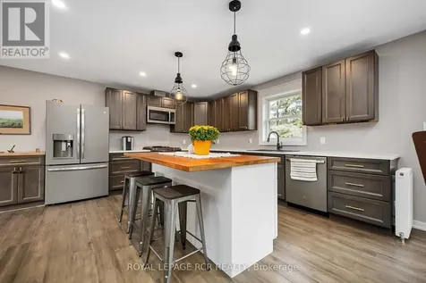 4143 Vivian Road Whitchurch-stouffville ON L4A 2A7