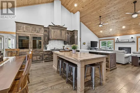4143 Vivian Road Whitchurch-stouffville ON L4A 2A7