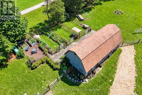 4143 Vivian Road Whitchurch-stouffville ON L4A 2A7