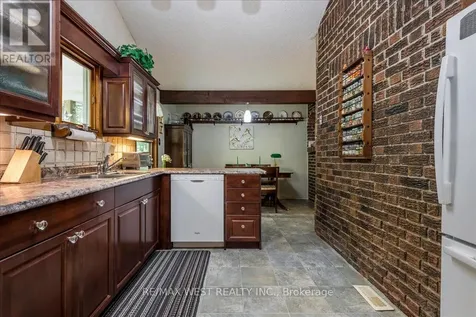 189 Park Road Tiny ON L0L 1P1