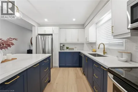2445 Stefi Trail Oakville ON L6H 5Y4