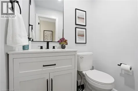 2445 Stefi Trail Oakville ON L6H 5Y4