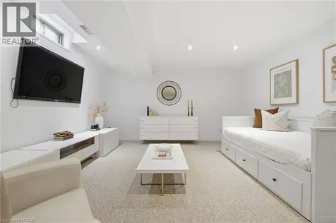 2445 Stefi Trail Oakville ON L6H 5Y4