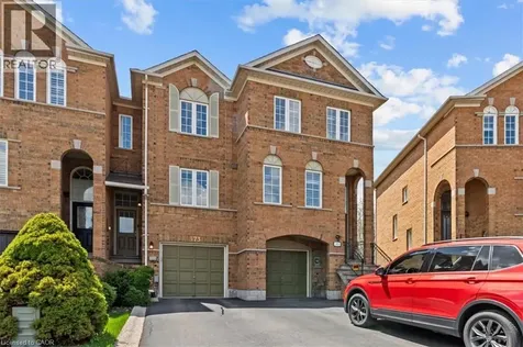 373 Fairgate Way Oakville ON L6H 6Y1