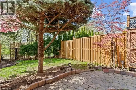 373 Fairgate Way Oakville ON L6H 6Y1