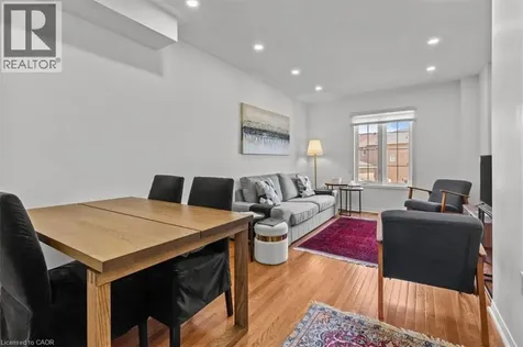373 Fairgate Way Oakville ON L6H 6Y1
