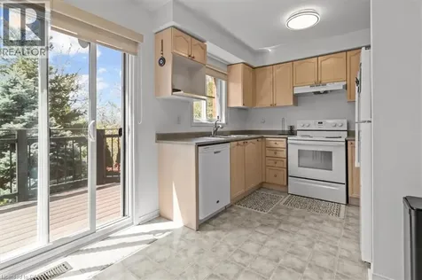 373 Fairgate Way Oakville ON L6H 6Y1