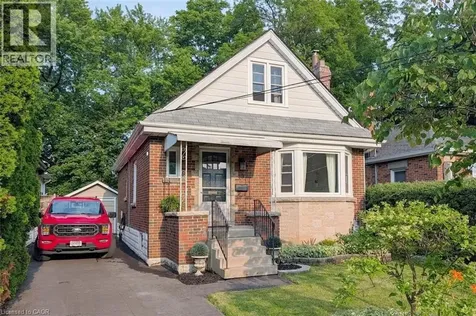 10 Dorset Place Hamilton ON L8S 3T6