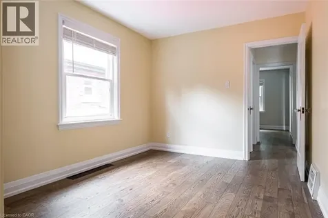 10 Dorset Place Hamilton ON L8S 3T6