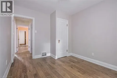 10 Dorset Place Hamilton ON L8S 3T6