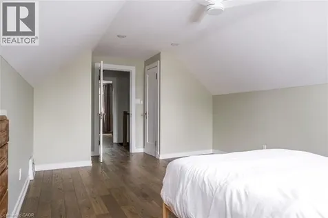 10 Dorset Place Hamilton ON L8S 3T6