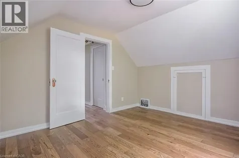 10 Dorset Place Hamilton ON L8S 3T6