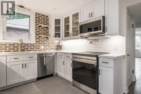 10 Dorset Place Hamilton ON L8S 3T6